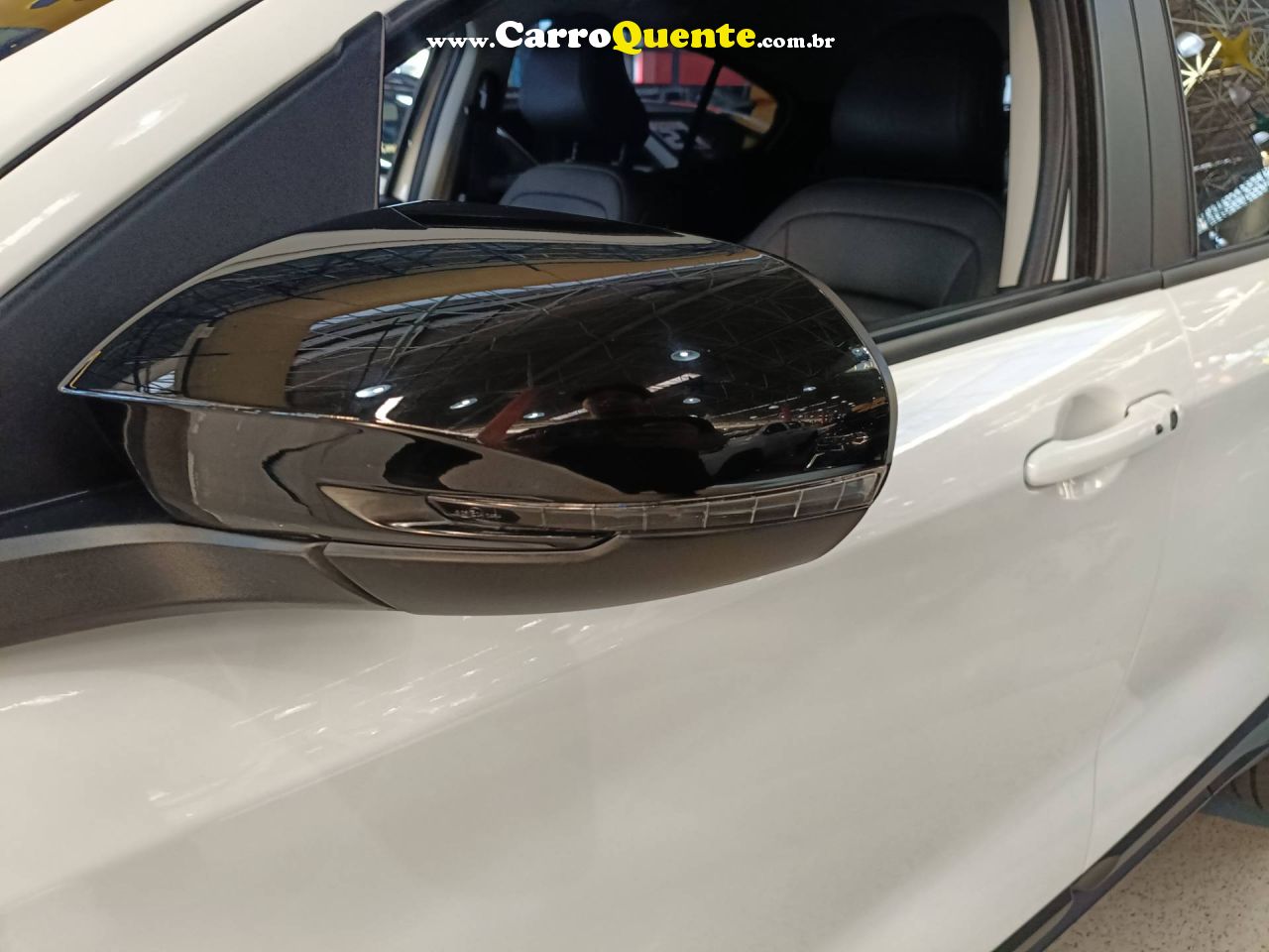 FIAT FASTBACK 1.0 TURBO 200 HYBRID AUDACE 2025 - Loja