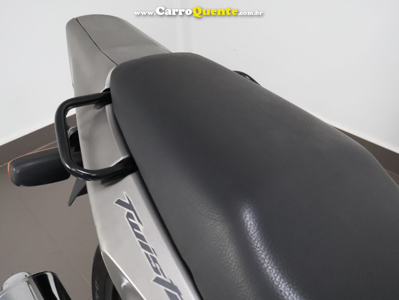 HONDA CBX 250 TWISTER 2008 - Loja