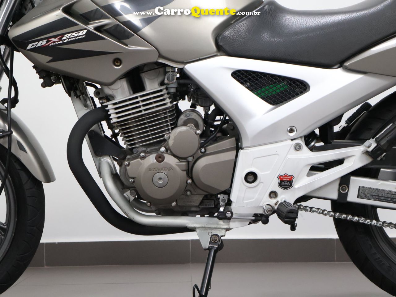HONDA CBX 250 TWISTER 2008 - Loja