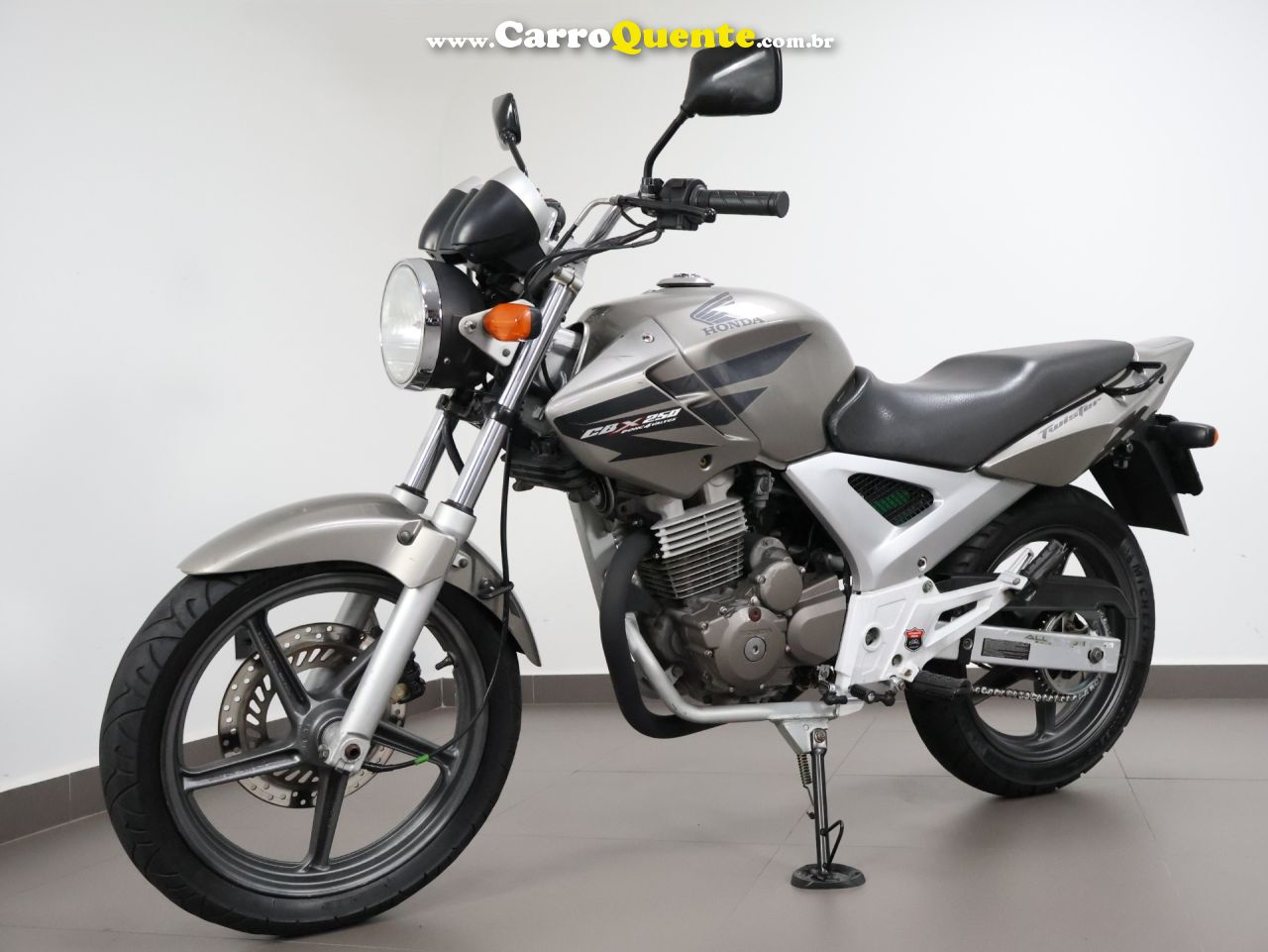 HONDA CBX 250 TWISTER 2008 - Loja