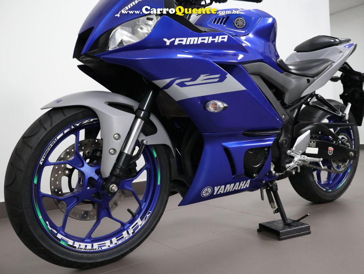 YAMAHA YZF R3 ABS 2022 - Loja