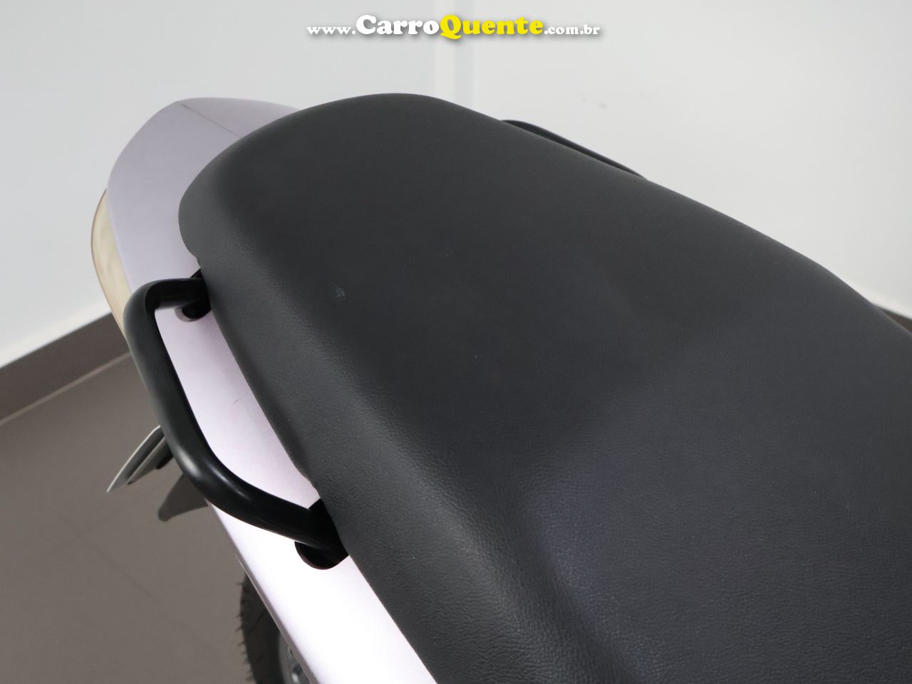 HONDA BIZ 125 ES 2010 - Loja