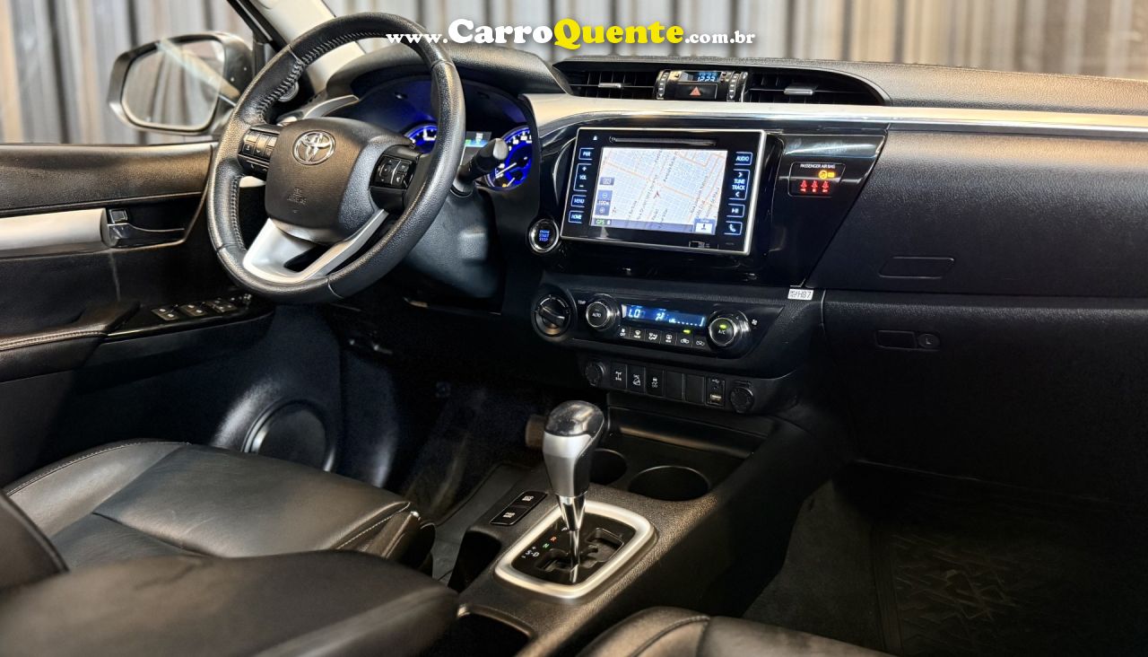 TOYOTA   HILUX CD SRX 4X4 2.8 TDI 16V DIESEL AUT.   BRANCO 2016 2.8 DIESEL - Loja