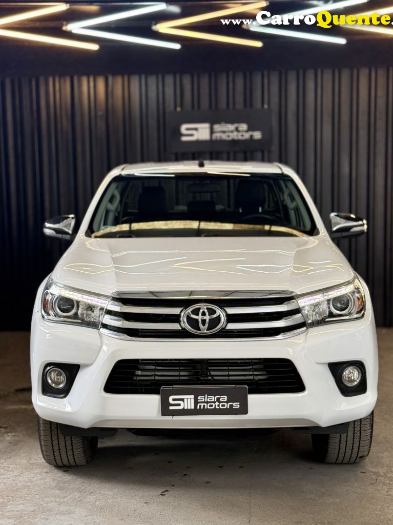 TOYOTA   HILUX CD SRX 4X4 2.8 TDI 16V DIESEL AUT.   BRANCO 2016 2.8 DIESEL - Loja