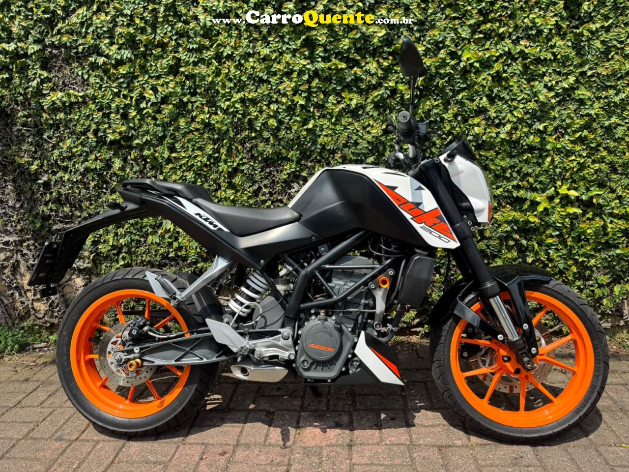 KTM   DUKE 200ABS   BRANCO 2019 200 GASOLINA - Loja