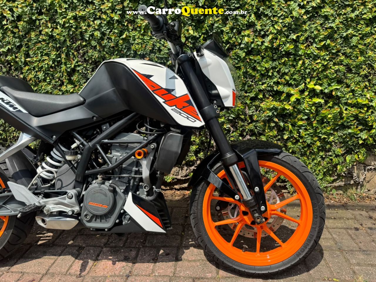 KTM   DUKE 200ABS   BRANCO 2019 200 GASOLINA - Loja