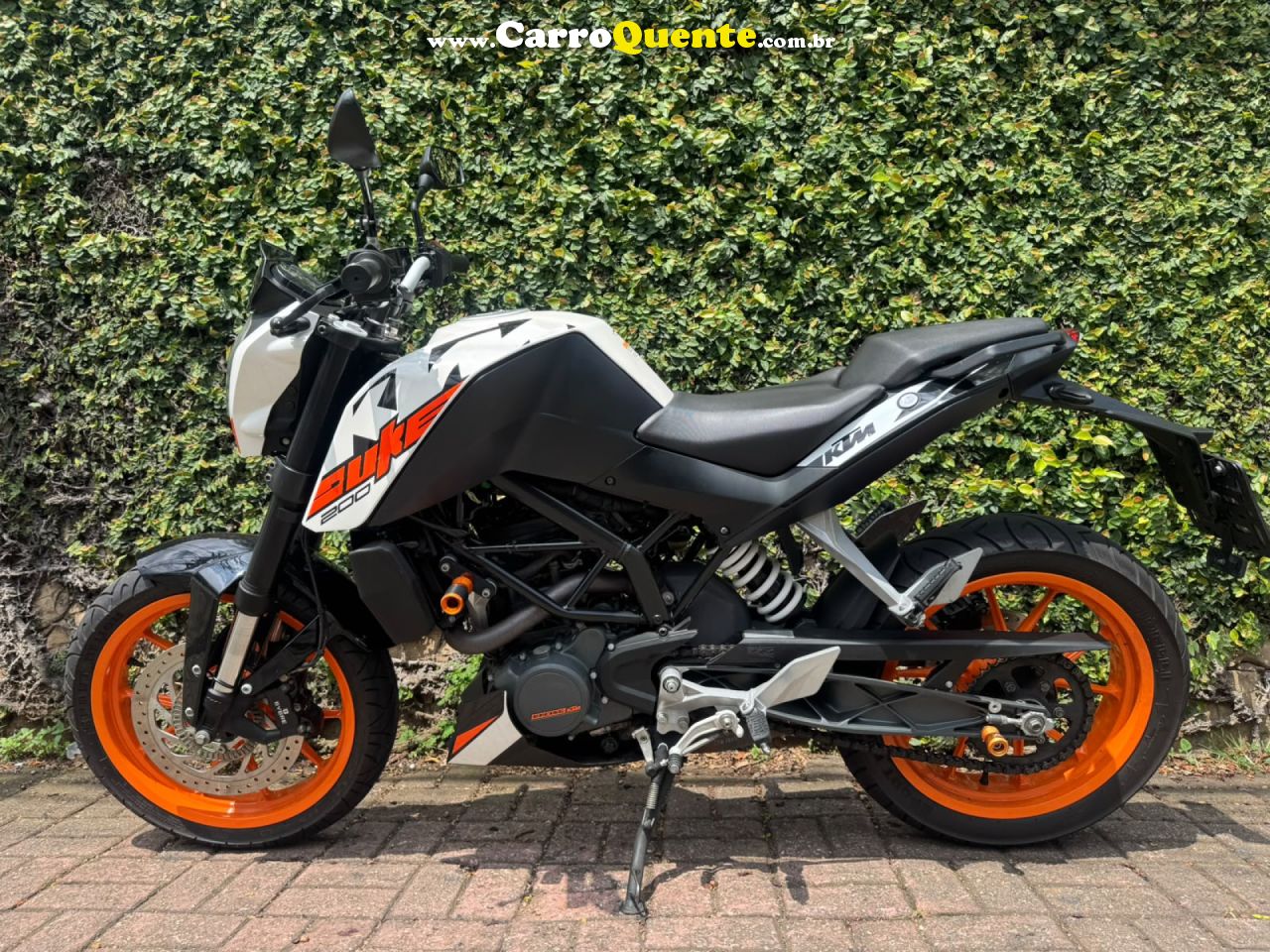 KTM   DUKE 200ABS   BRANCO 2019 200 GASOLINA - Loja