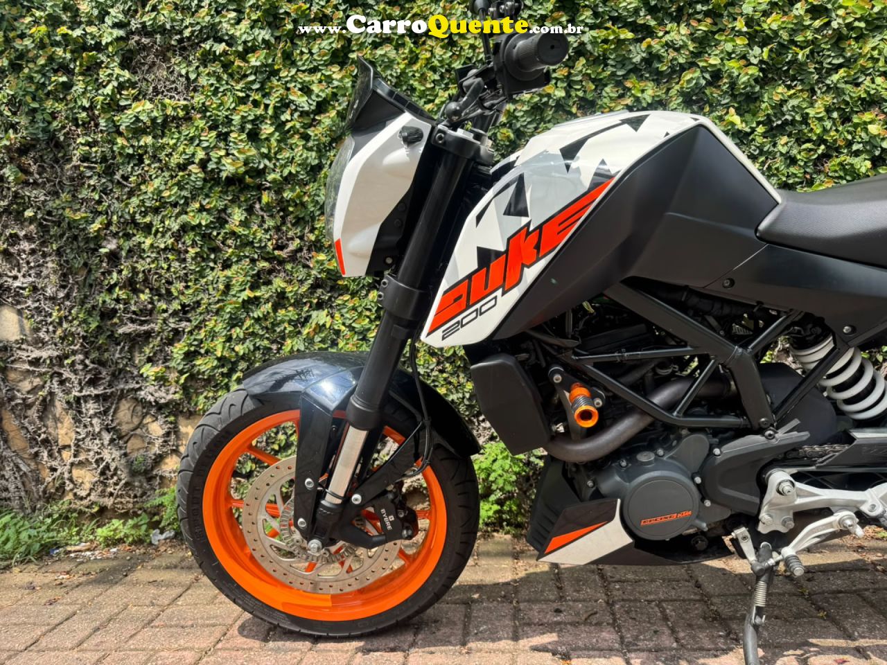 KTM   DUKE 200ABS   BRANCO 2019 200 GASOLINA - Loja