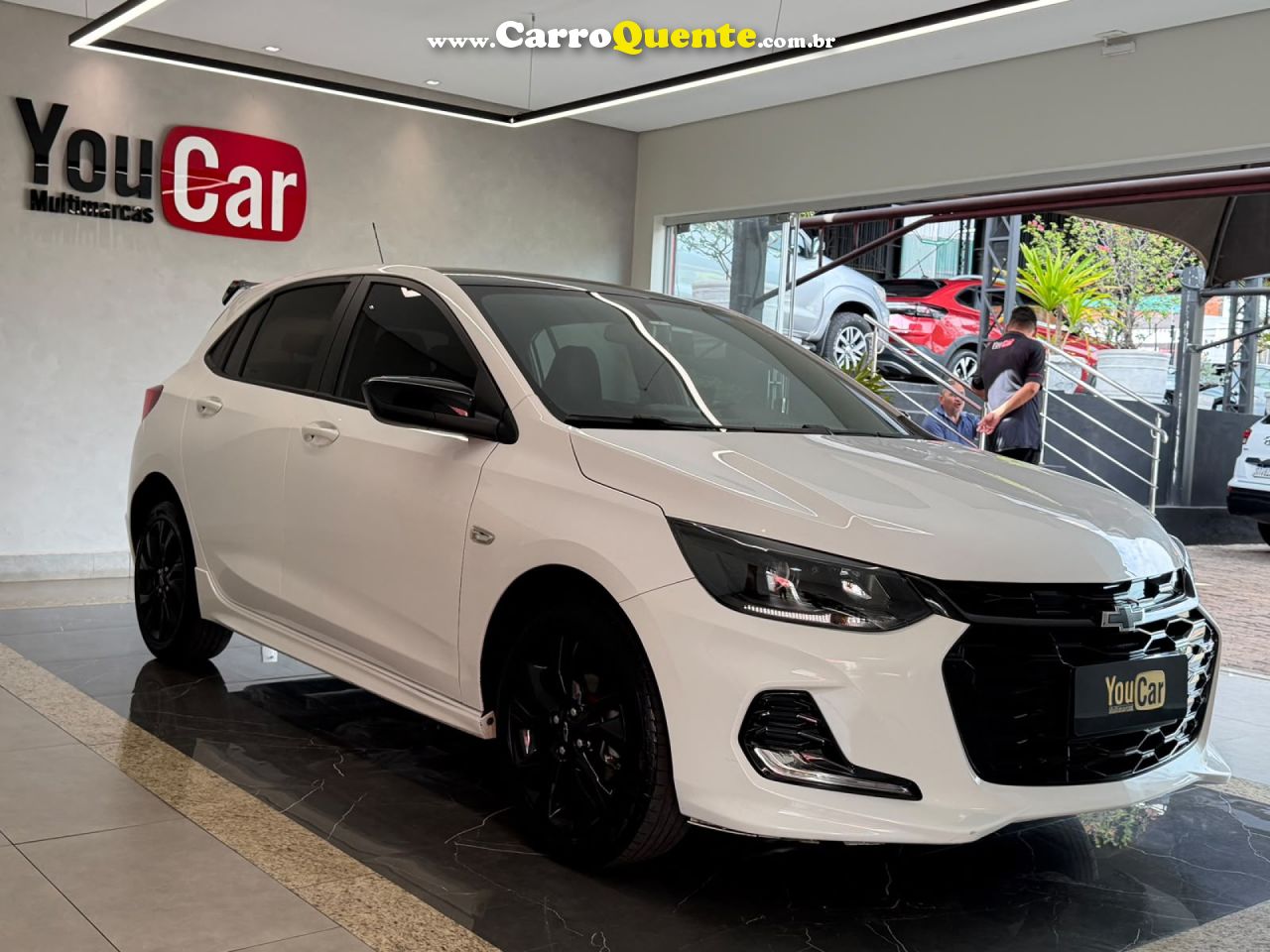 CHEVROLET   ONIX HATCH RS 1.0 TB 12V FLEX 5P AUT.   BRANCO 2024 1.0 FLEX - Loja