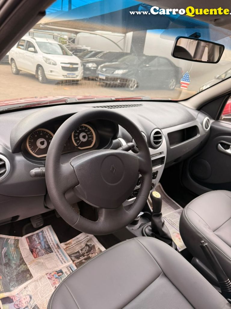 RENAULT   SANDERO STEPWAY HI-FLEX 1.6 16V 5P   VERMELHO 2011 1.6 FLEX - Loja