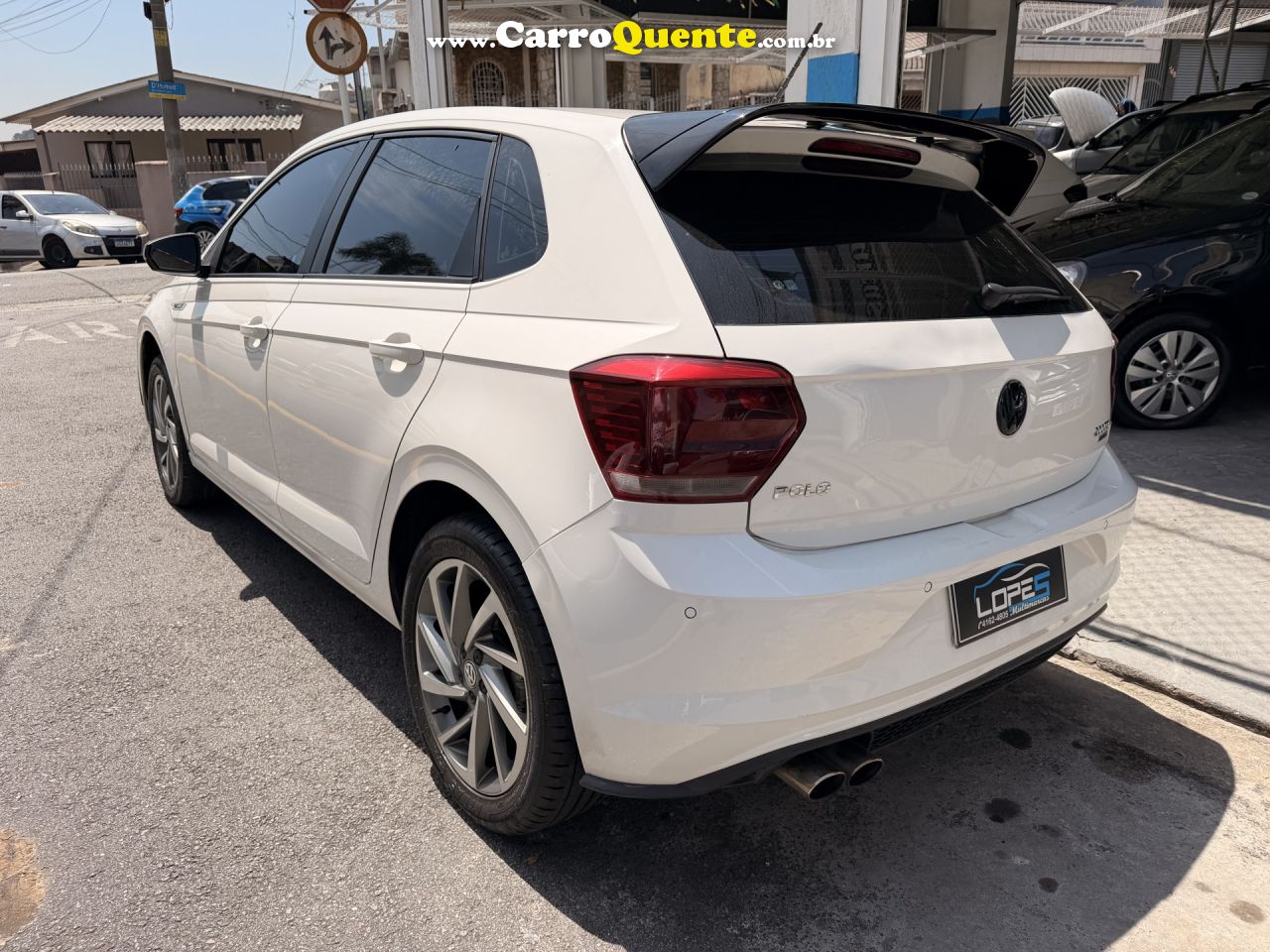 VOLKSWAGEN   POLO HIGHLINE 200 TSI 1.0 FLEX 12V AUT.   BRANCO 2019 1.0 FLEX - Loja