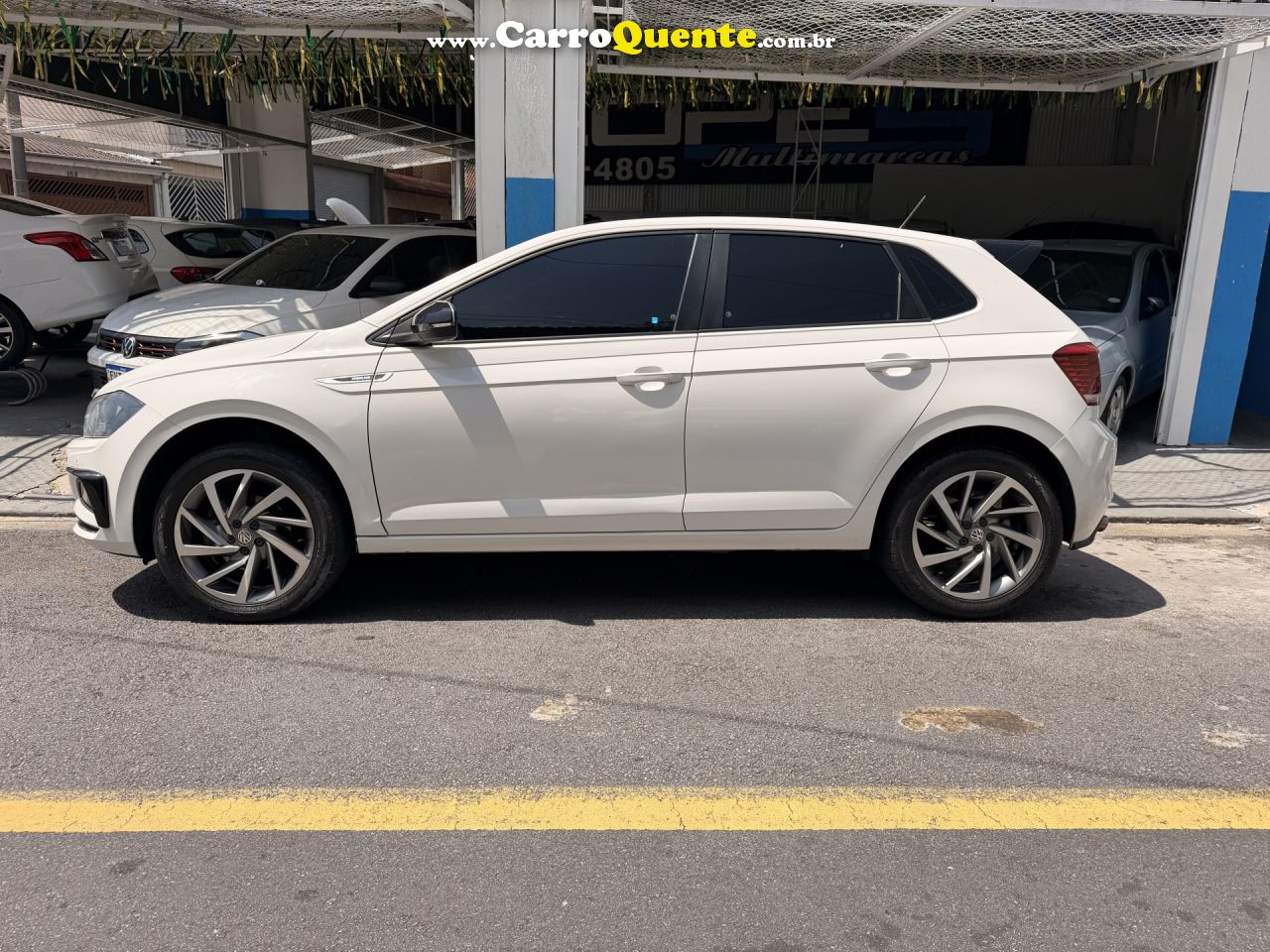 VOLKSWAGEN   POLO HIGHLINE 200 TSI 1.0 FLEX 12V AUT.   BRANCO 2019 1.0 FLEX - Loja