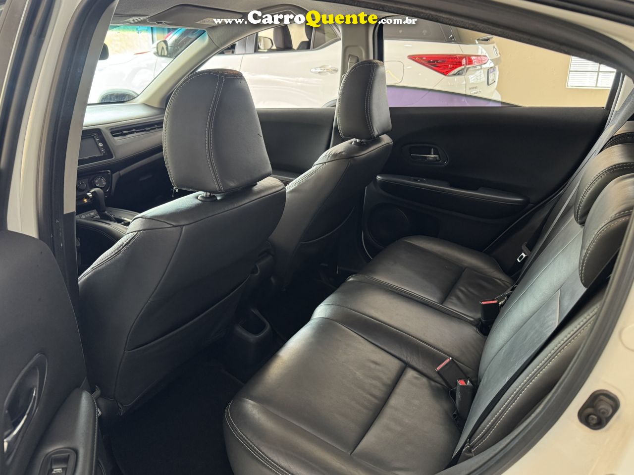 HONDA   HR-V LX 1.8 FLEXONE 16V 5P AUT.   BRANCO 2015 1.8 GASOLINA - Loja