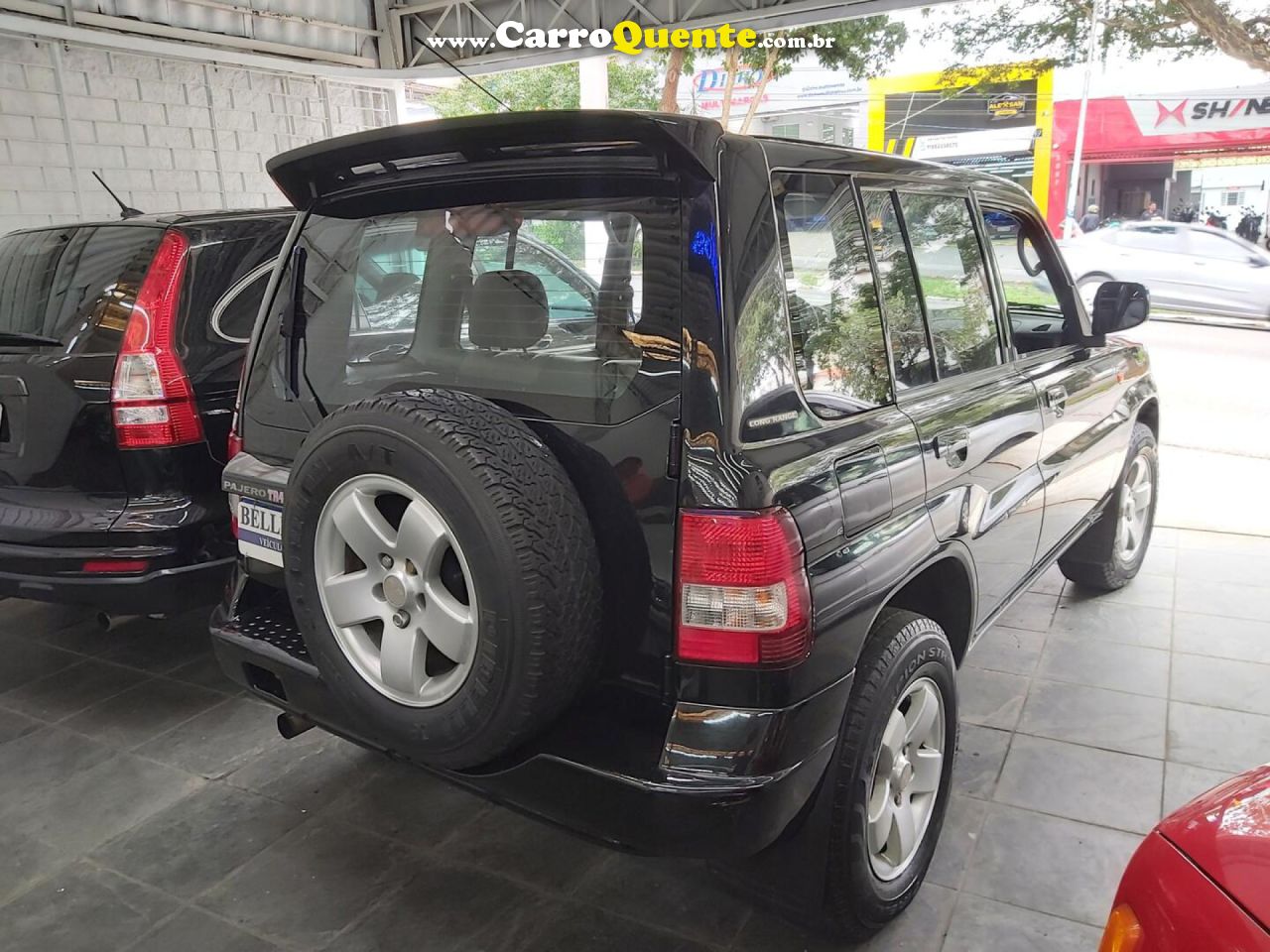 MITSUBISHI   PAJERO TR4 2.0 2.0 FLEX 16V 4X4 AUT.   PRETO 2006 2.0 GASOLINA - Loja