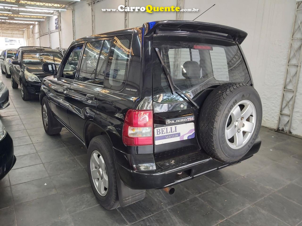 MITSUBISHI   PAJERO TR4 2.0 2.0 FLEX 16V 4X4 AUT.   PRETO 2006 2.0 GASOLINA - Loja
