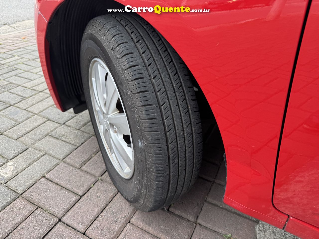 HYUNDAI   HB20 C.C.PLUSC.STYLE 1.6 FLEX 16V MEC.   VERMELHO 2015 1.6 FLEX - Loja