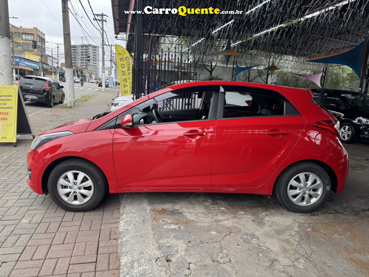 HYUNDAI   HB20 C.C.PLUSC.STYLE 1.6 FLEX 16V MEC.   VERMELHO 2015 1.6 FLEX - Loja