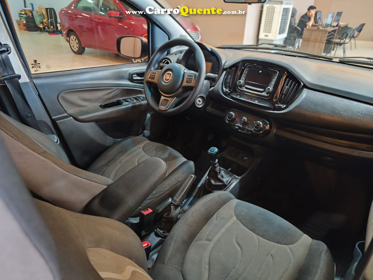 FIAT   UNO SPORTING    CINZA 2013 1.4 FLEX - Loja
