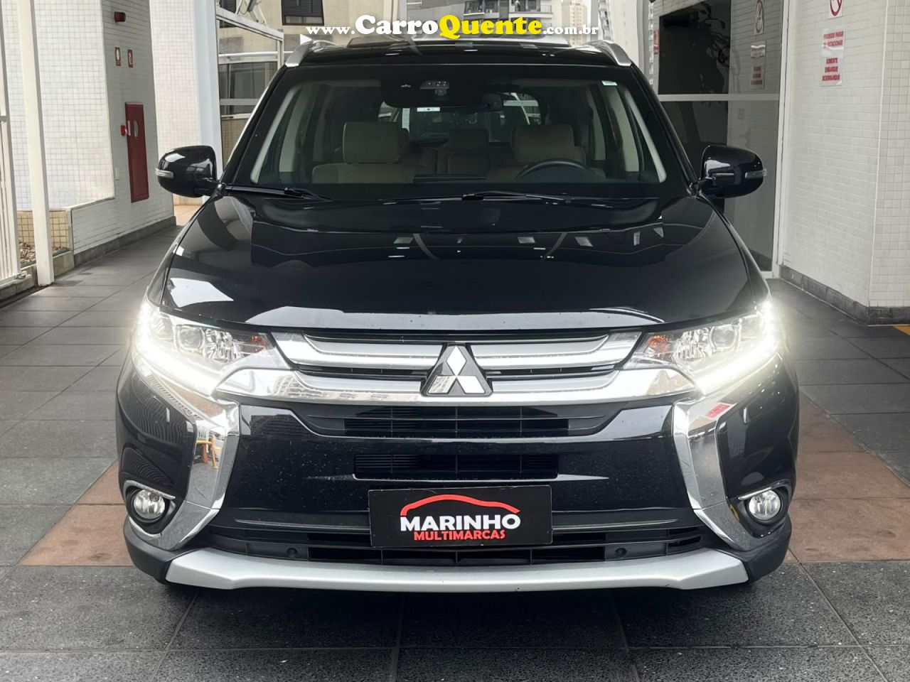 MITSUBISHI   OUTLANDER GT BLINDADA 7 LUGARES EM EXCELENTE ESTADO GERAL   PRETO 2018 3.0 FLEX - Loja