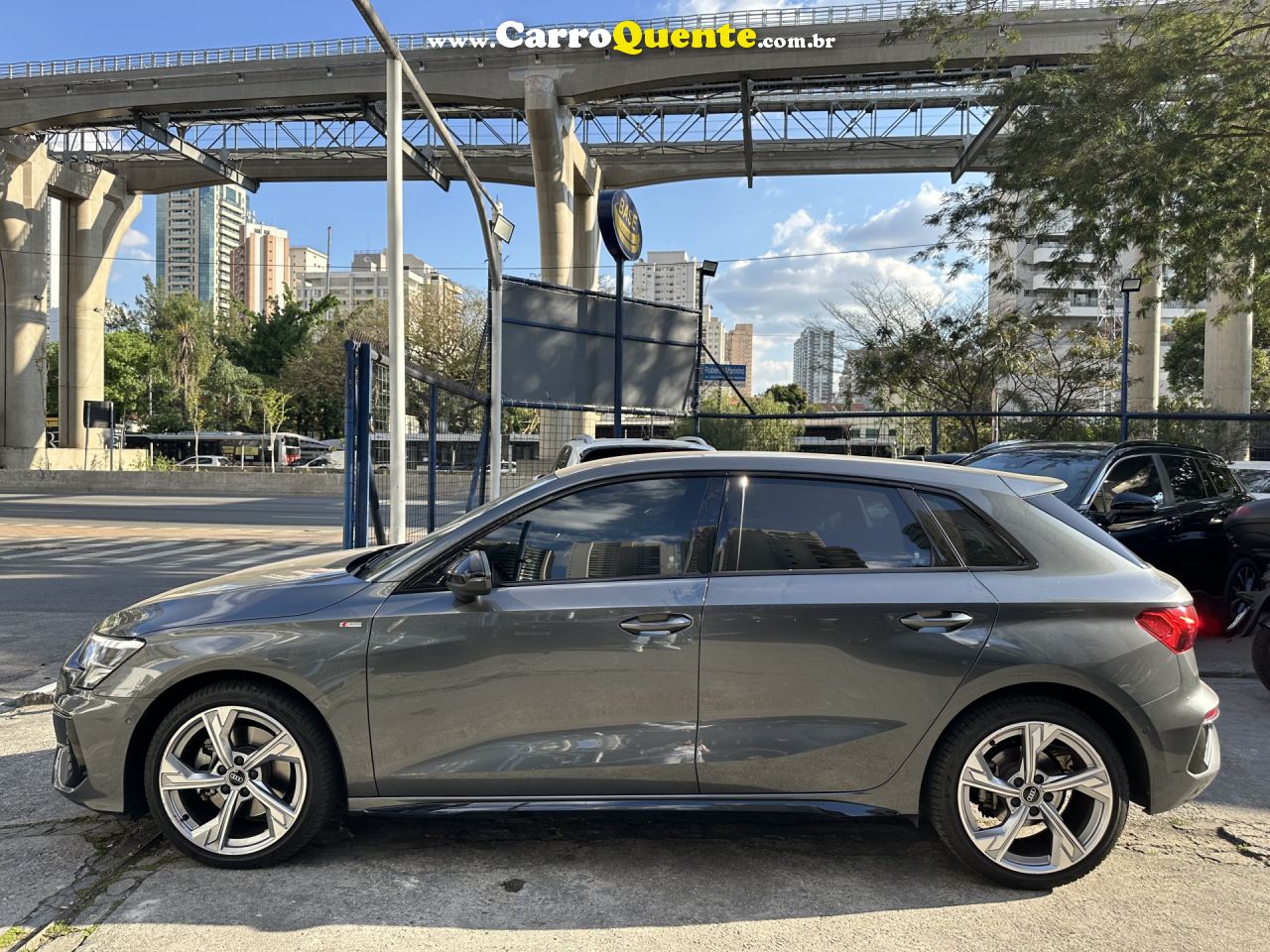 AUDI   A3 SPORTBACK S-LINE 2.0 TFSI S-TRONIC   CINZA 2022 2.0 GASOLINA - Loja