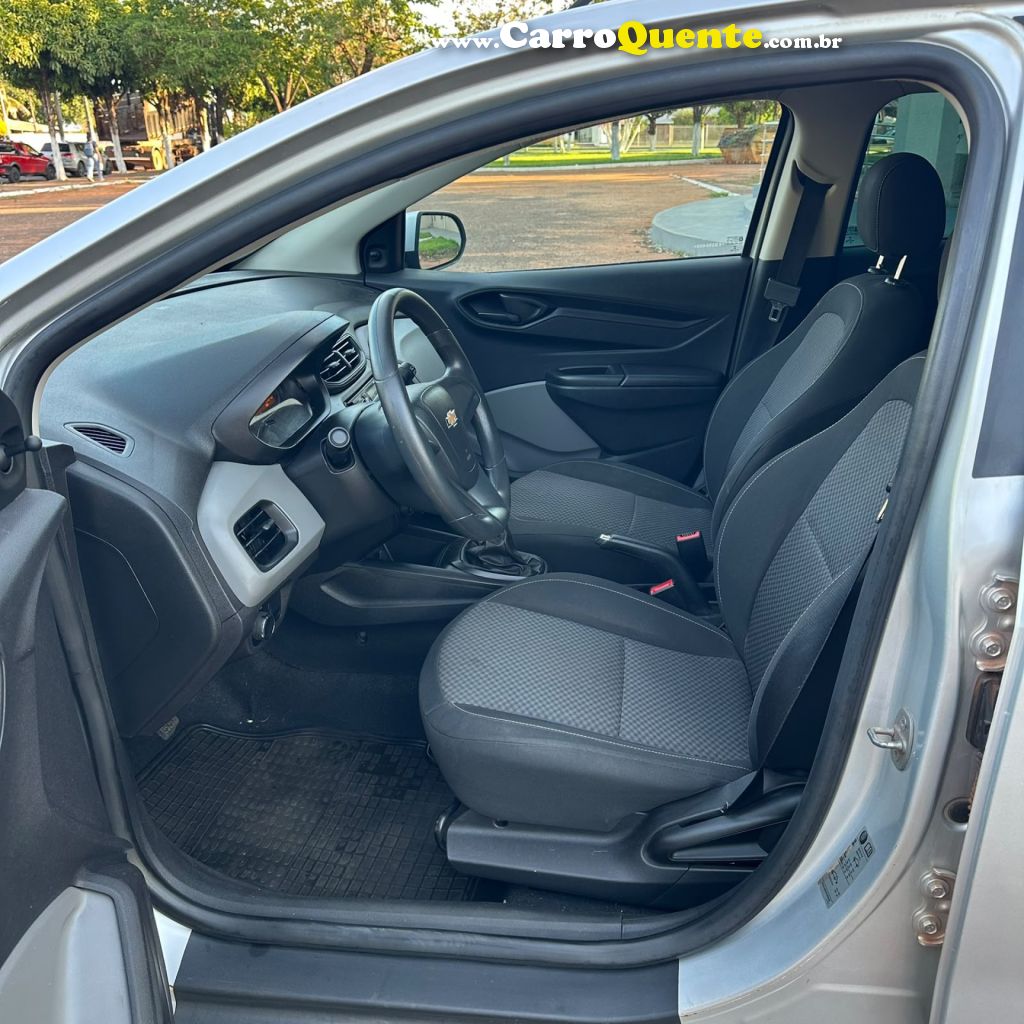 CHEVROLET   ONIX HATCH JOY 1.0 8V FLEX 5P MEC.   PRATA 2019 1.0 FLEX - Loja
