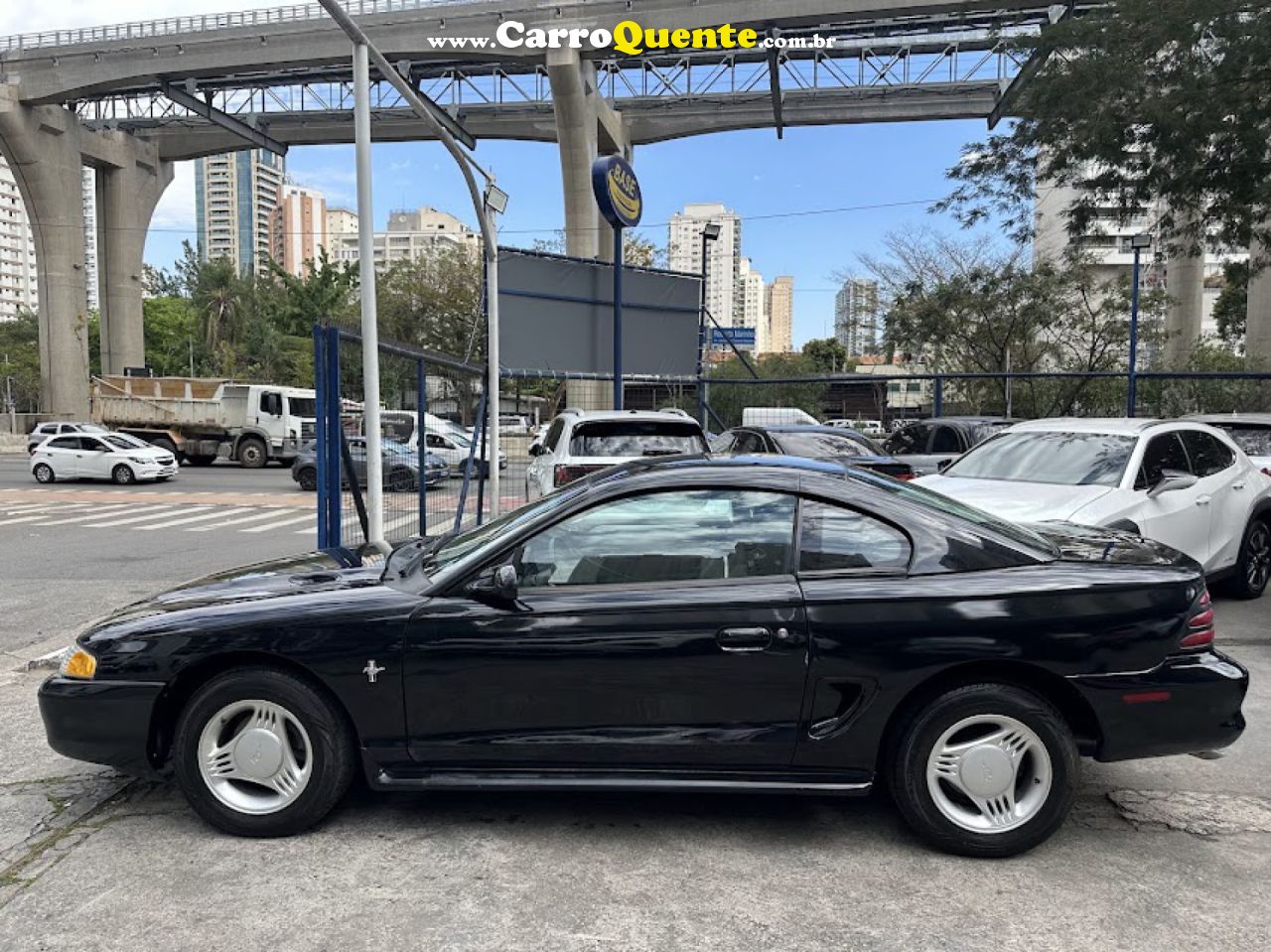 FORD   MUSTANG 3.8 V6   PRETO 1995 3.8 GASOLINA - Loja