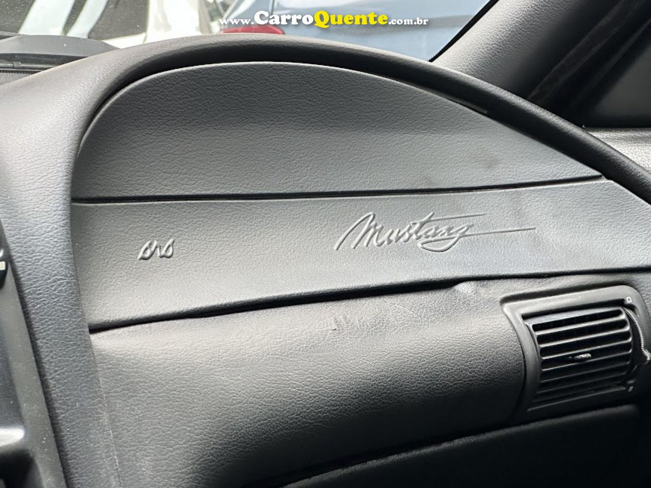 FORD   MUSTANG 3.8 V6   PRETO 1995 3.8 GASOLINA - Loja