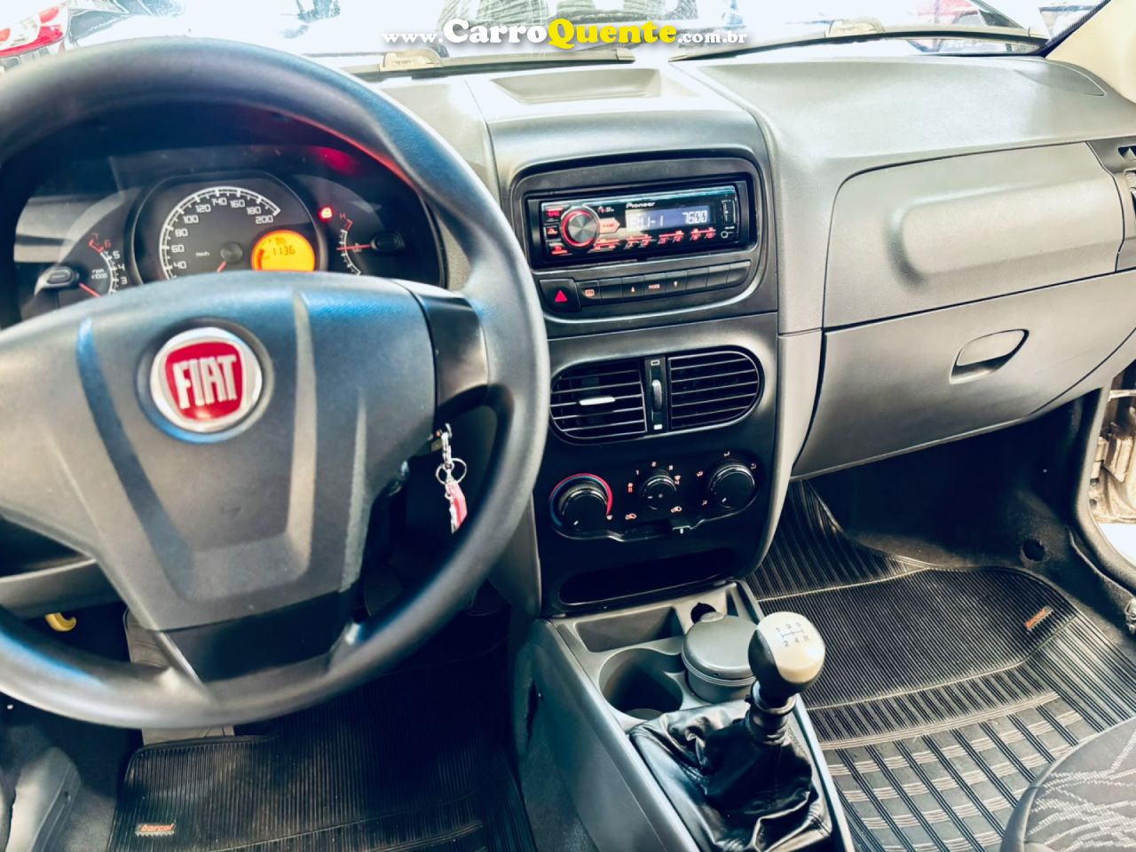 FIAT   SIENA EL 1.4 MPI FIRE FLEX 8V 4P   PRATA 2013 1.4 FLEX - Loja