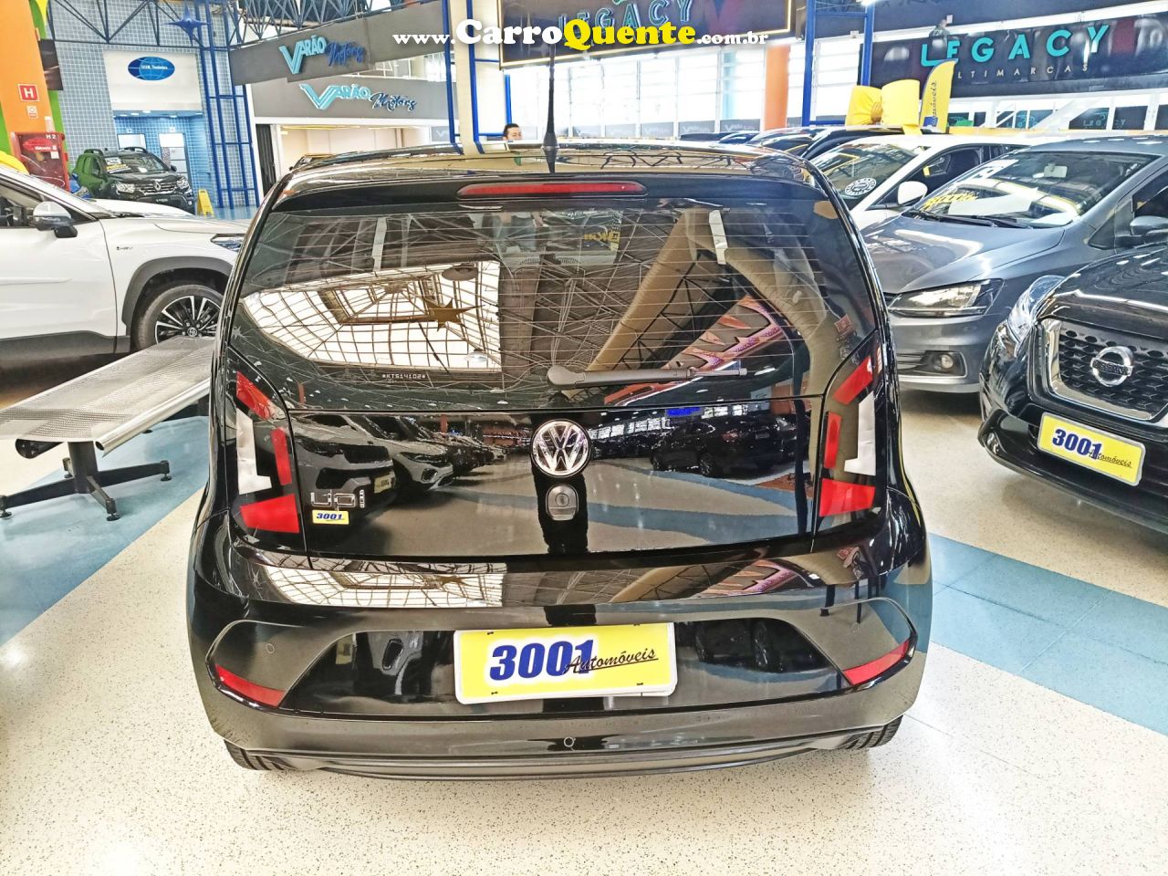 VOLKSWAGEN UP 1.0 MPI MOVE UP 12V 2019 - Loja