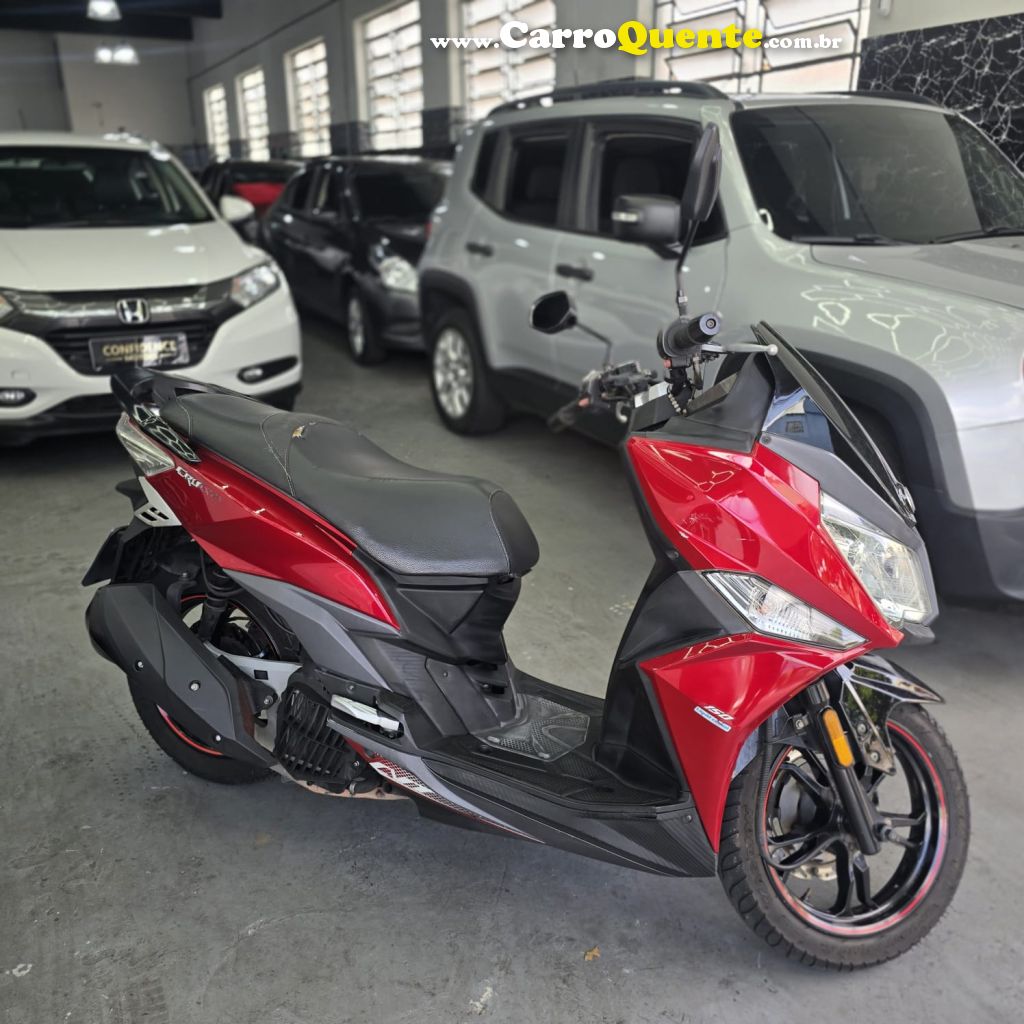 DAFRA CRUISYM 150 2022 - Loja
