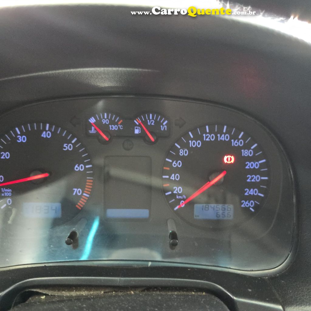 VOLKSWAGEN GOLF 2.0 MI 8V 2003 - Loja