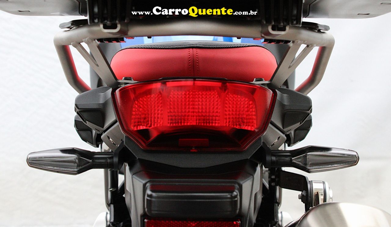 BMW F 800 GS PLUS 2025 - Loja