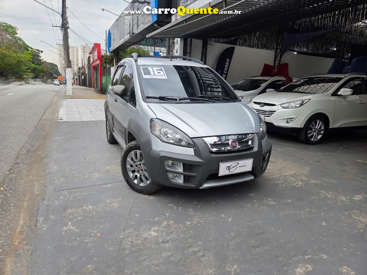 FIAT IDEA 1.8 MPI ADVENTURE 16V 2016 - Loja