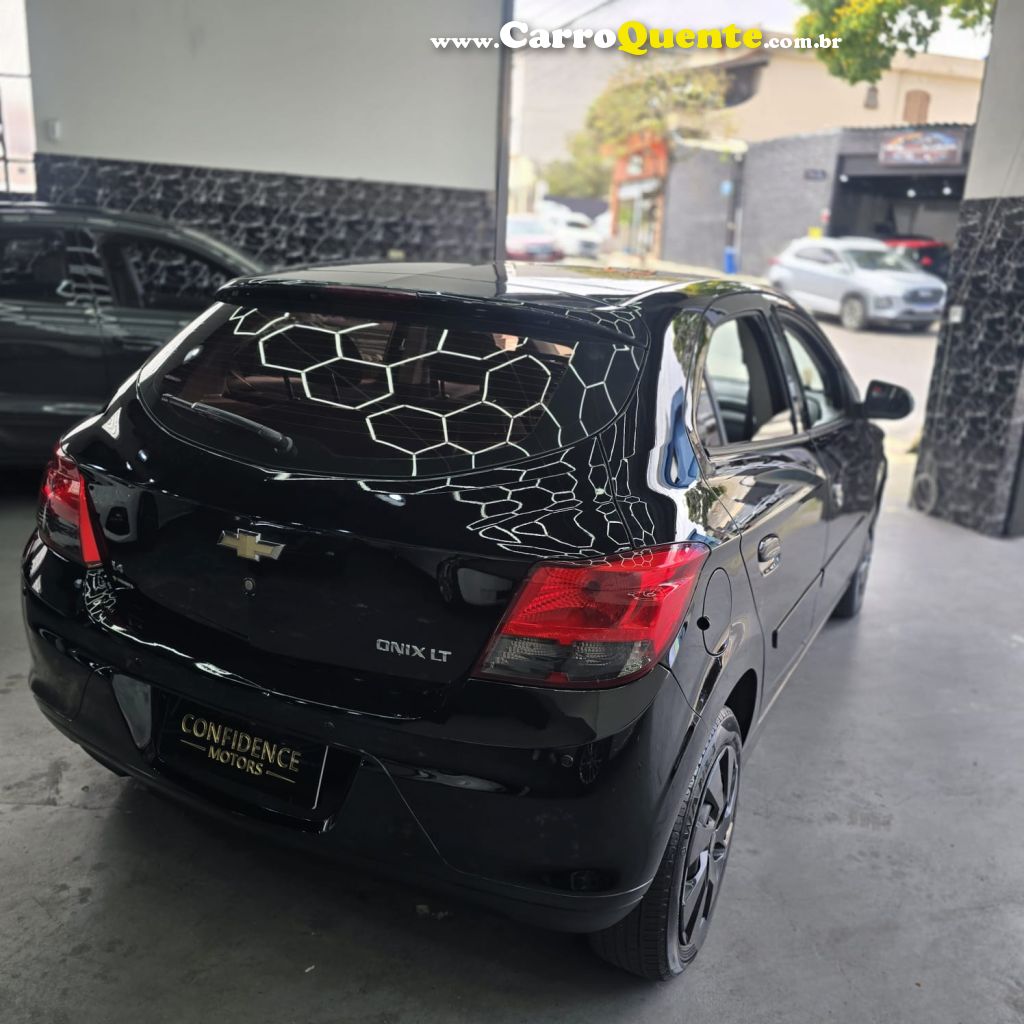 CHEVROLET ONIX 1.4 MPFI LT 8V 2014 - Loja