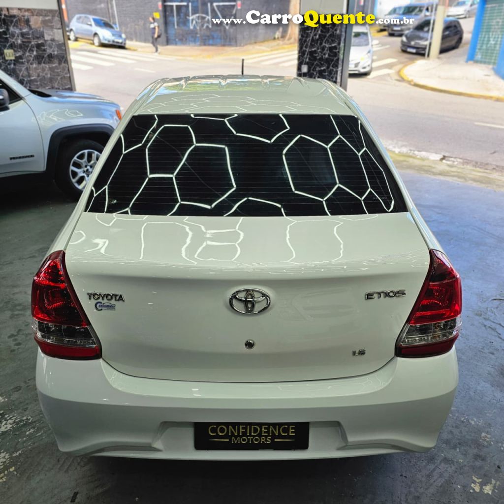 TOYOTA ETIOS 1.5 X SEDAN 16V 2020 - Loja