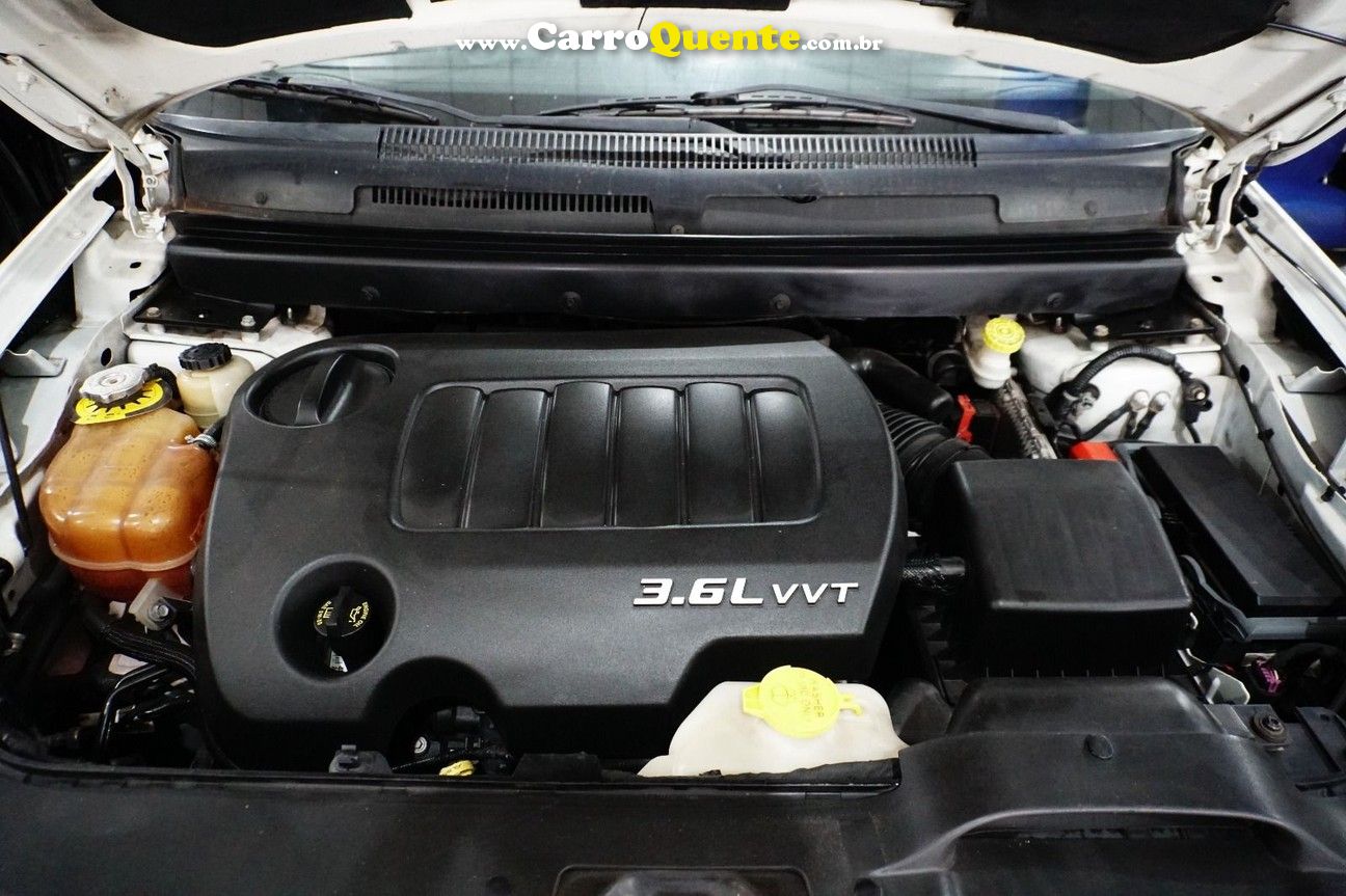 DODGE JOURNEY 3.6 RT V6 2015 - Loja