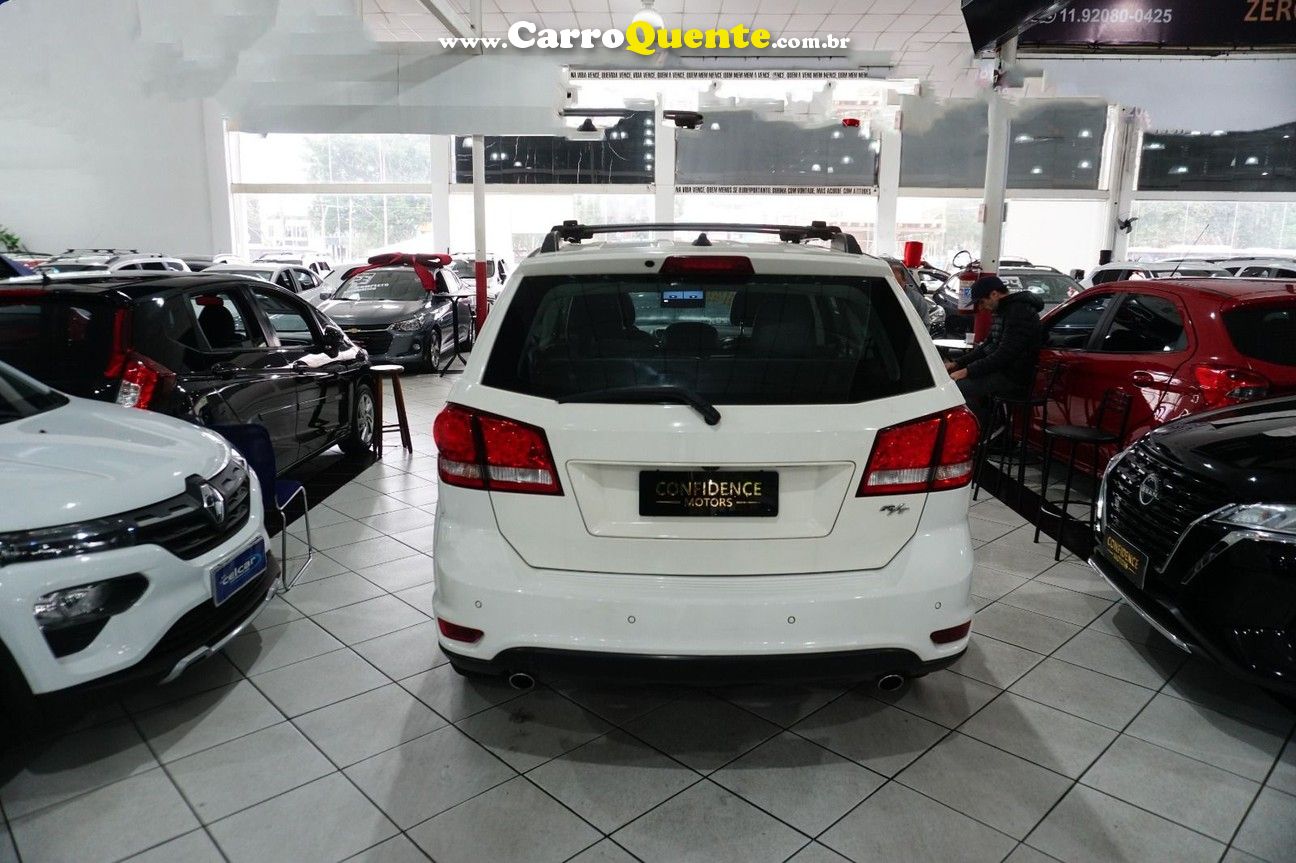 DODGE JOURNEY 3.6 RT V6 2015 - Loja