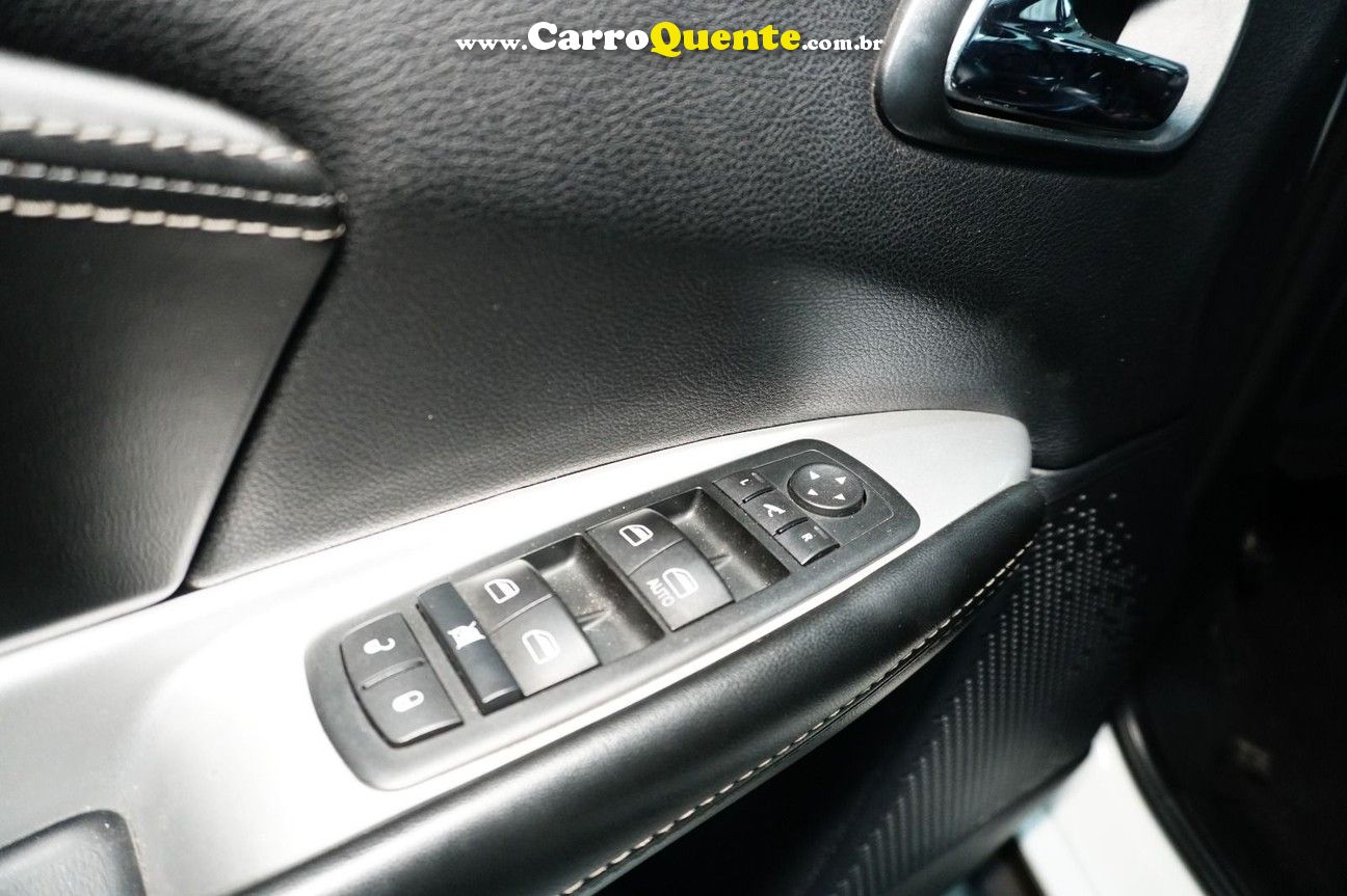 DODGE JOURNEY 3.6 RT V6 2015 - Loja