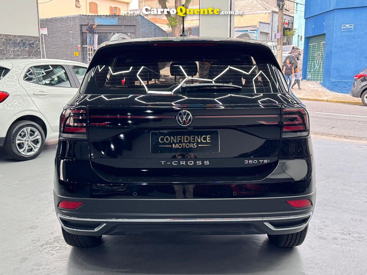 VOLKSWAGEN T-CROSS 1.4 250 TSI TOTAL HIGHLINE 2022 - Loja