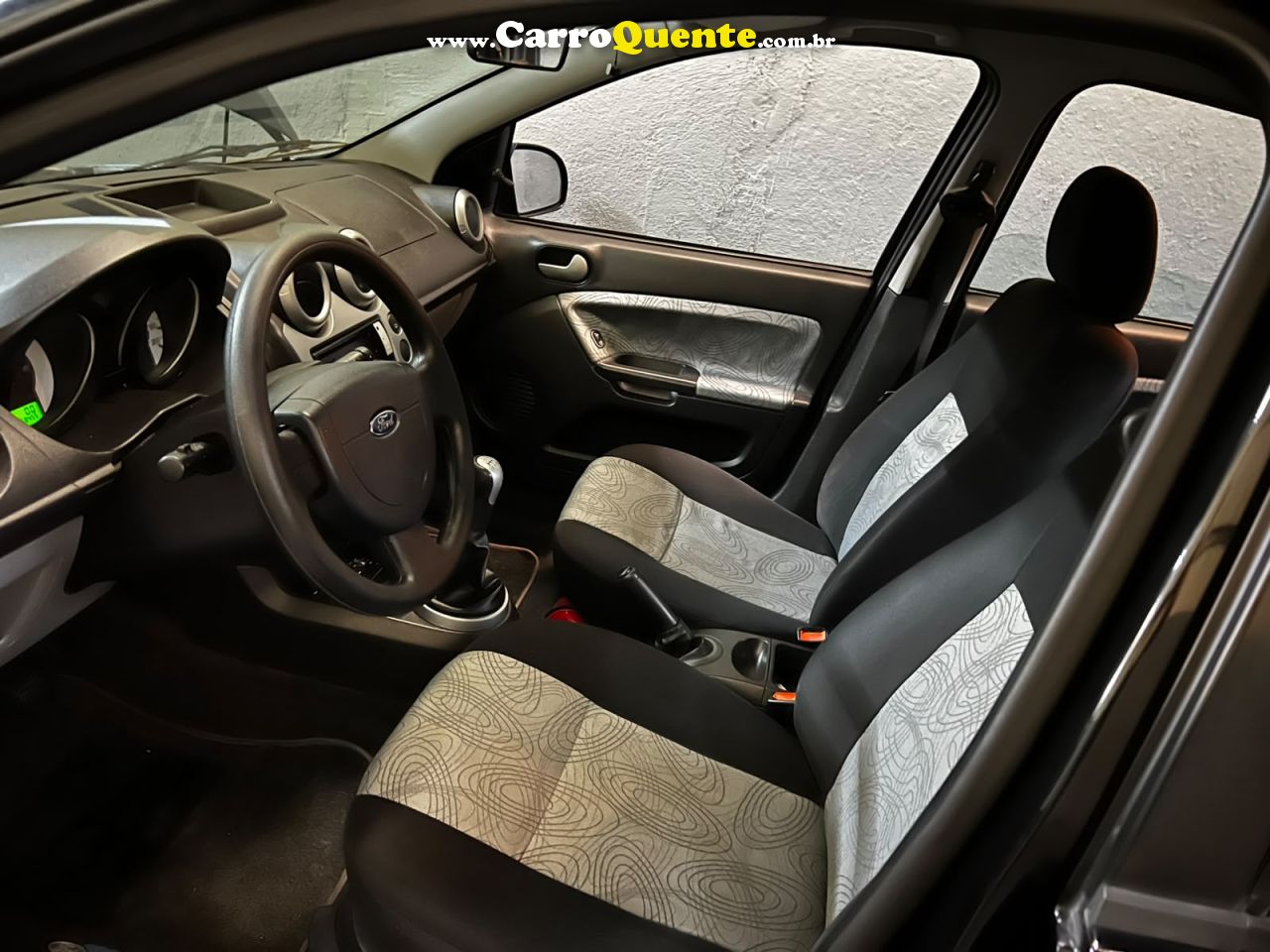 FORD FIESTA 1.6 MPI SEDAN 8V 2009 - Loja