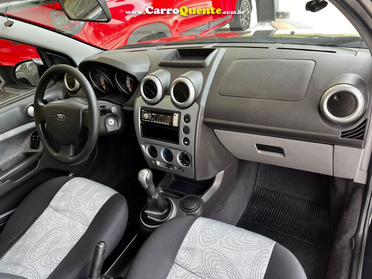 FORD FIESTA 1.6 MPI SEDAN 8V 2009 - Loja