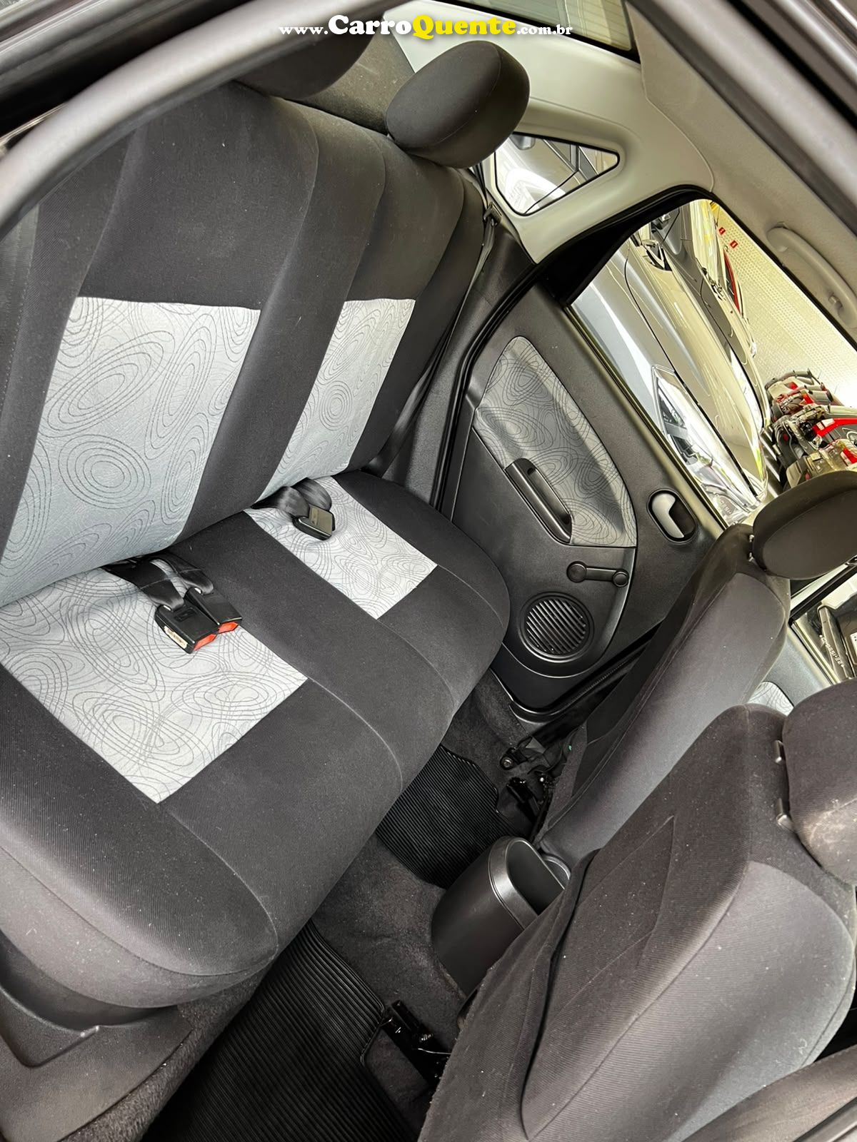 FORD FIESTA 1.6 MPI SEDAN 8V 2009 - Loja