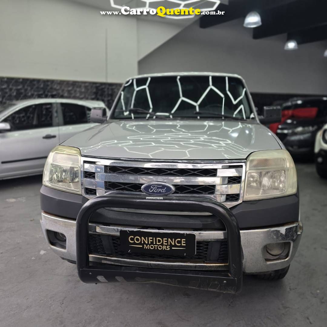 FORD RANGER 2.3 XLT 16V 4X2 CD 2012 - Loja
