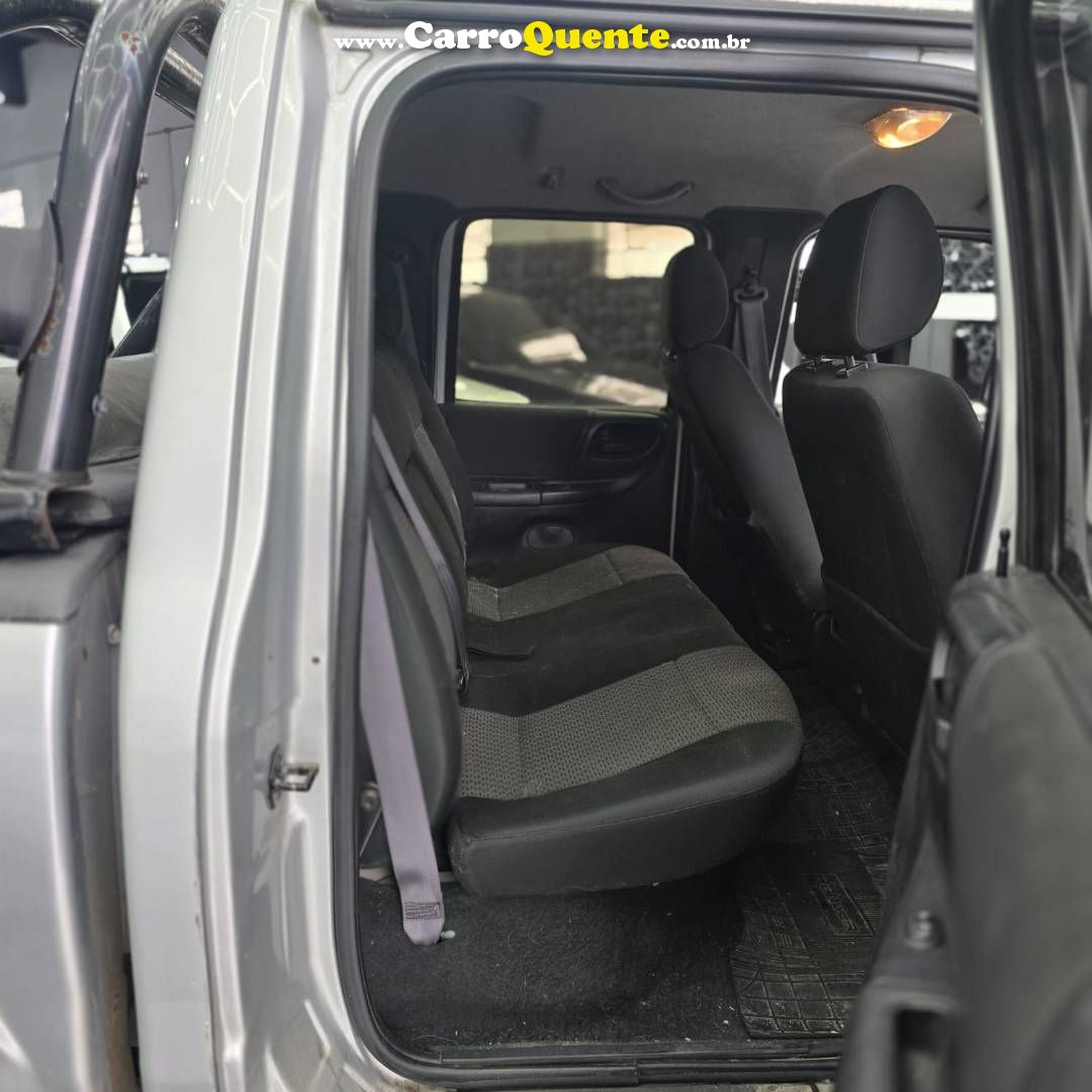 FORD RANGER 2.3 XLT 16V 4X2 CD 2012 - Loja