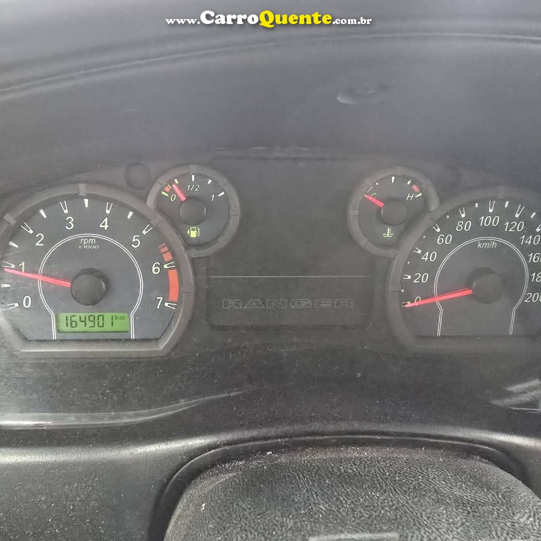 FORD RANGER 2.3 XLT 16V 4X2 CD 2012 - Loja