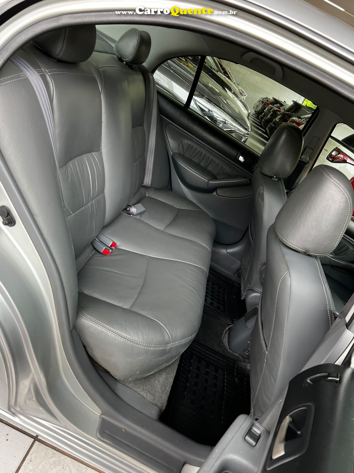 HONDA CIVIC 1.7 LX 16V 2003 - Loja
