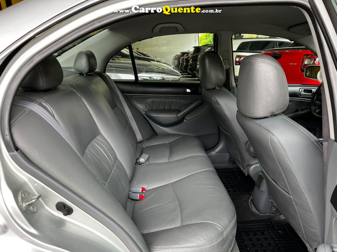 HONDA CIVIC 1.7 LX 16V 2003 - Loja