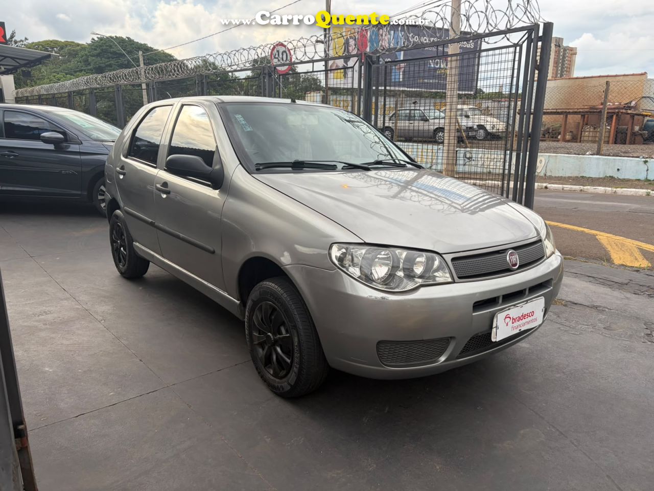 FIAT PALIO 1.0 MPI FIRE ECONOMY 8V 2010 - Loja
