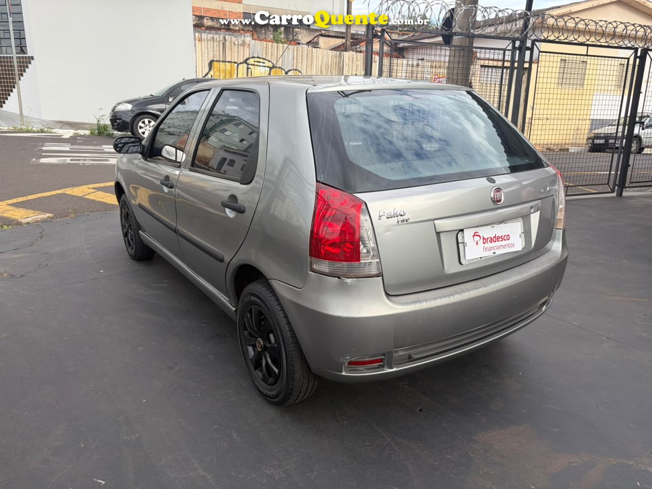 FIAT PALIO 1.0 MPI FIRE ECONOMY 8V 2010 - Loja