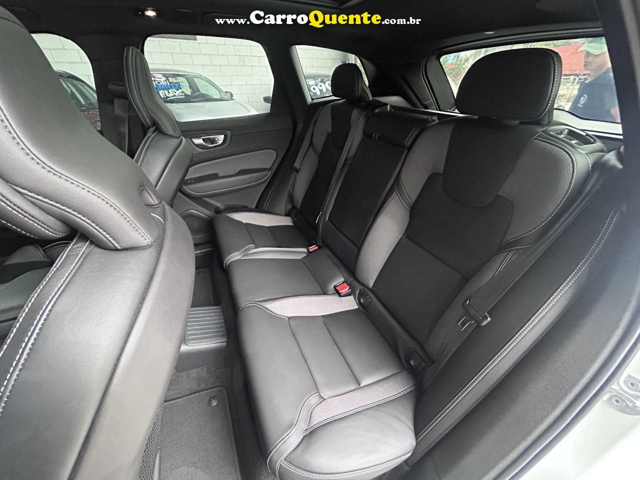 VOLVO   VOLVO XC60 T8 ULT DARK   BRANCO 2023 2.0 GASOLINA E ELÉTRICO - Loja